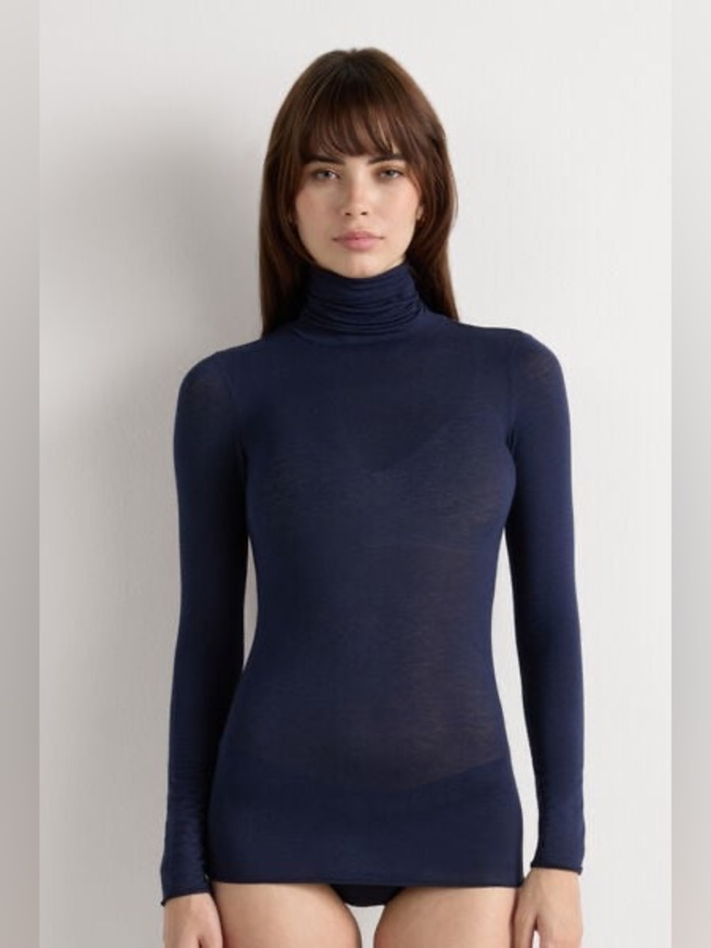 Intimissimi Cashmere Modal Jersey Turtleneck in Navy Blue, Women’s size Medium